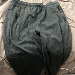 Men's Gray sweats
